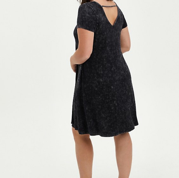 NWOT TORRID SUPER SOFT FLUTED MINI DRESS - Picture 2 of 5